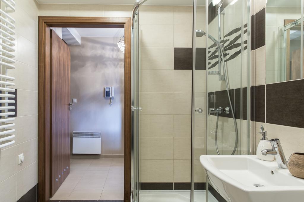 Udanypobyt Apartamenty Snowbird コシチェリスコ エクステリア 写真