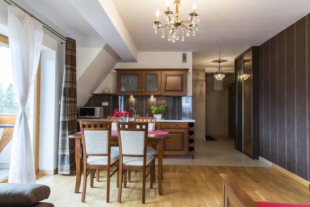 Udanypobyt Apartamenty Snowbird コシチェリスコ エクステリア 写真