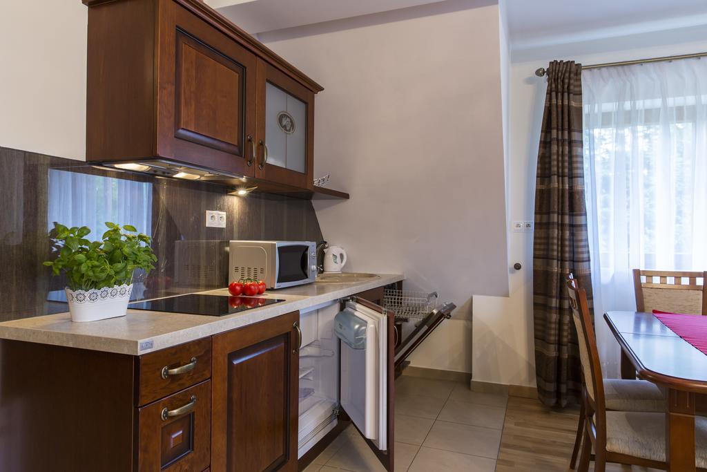 Udanypobyt Apartamenty Snowbird コシチェリスコ エクステリア 写真