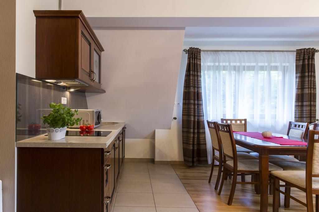 Udanypobyt Apartamenty Snowbird コシチェリスコ エクステリア 写真
