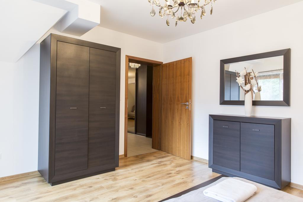 Udanypobyt Apartamenty Snowbird コシチェリスコ エクステリア 写真