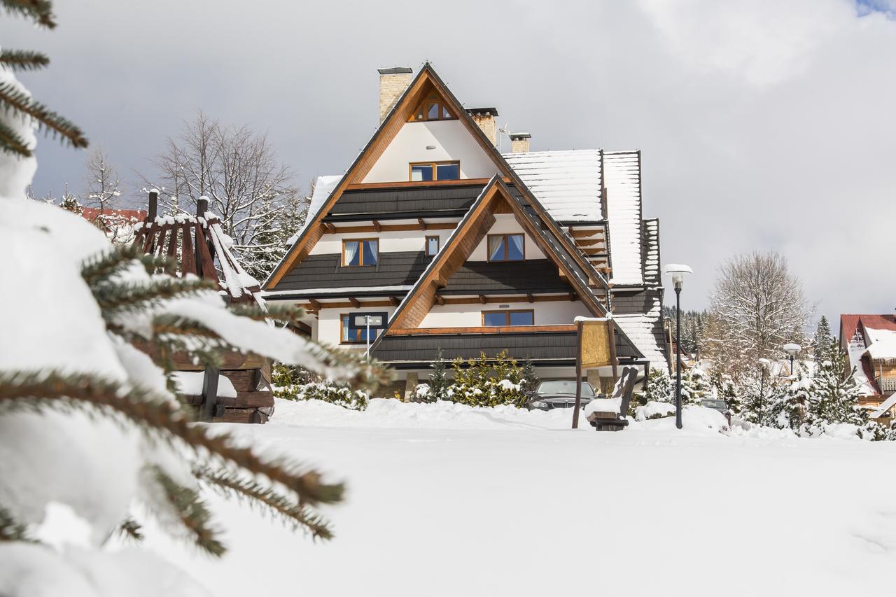 Udanypobyt Apartamenty Snowbird コシチェリスコ エクステリア 写真